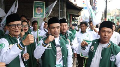 Usai Mendaftarkan Kadernya ke KPU, Asep Deklarasikan Diri Siap Maju di Pilkada KBB 2024