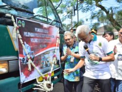 Ganjar Lepas 4 Kontainer Ekspor Banyumas