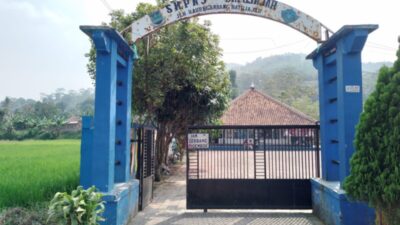 Kerap Diterjang Banjir Saat Hujan, SMPN 3 Batujajar Berharap Bisa Segera Temukan Solusi 