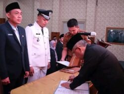 Wawako Linggau Lantik Sejumlah Pejabat Struktural