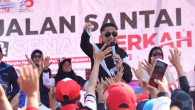 Jelang HUT Ke-16 KBB, Pemkab Gelar Jalan Santai dan Senam