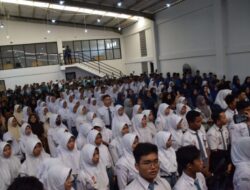 Pemerintah Sediakan Anggaran 12 M, Khusus Seragam Sekolah Peserta Didik Yang Kurang Mampu