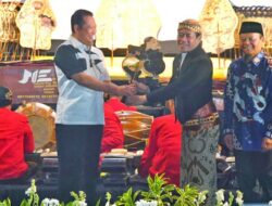 Tontonan Dapat Dijadikan Tuntunan, Wayang Kulit ‘Semar Boyong’ Peringati HUT ke-78 MPR RI