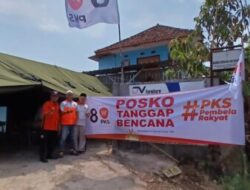 Tak Hanya Posko Yankes, DPD PKS KBB Bagikan Ribuan Masker dan Ratusan Sembako bagi Warga Terdampak di TPA Sarimukti