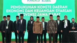 Hadiri Pengukuhan Pengurus KDEKS Provinsi Jabar, Wapres Sampaikan Empat Fokus Pengembangan Ekonomi dan Keuangan Syariah