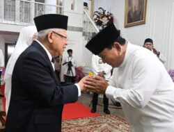 Rayakan Idul Fitri 1445 H, Wapres Ajak Umat Islam Lanjutkan Spirit Kasih dan Murah Hati