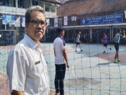Guru Bukanlah Malaikat