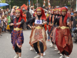 Ratusan Pelajar di OKI Ramaikan Lomba Gerak Jalan dengan Kostum Unik