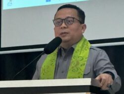 Tantangan Guru Madrasah di Era AI, Kompetensi Digital dan Daya Kritis Siswa