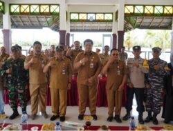 Pj. Bupati Cilacap Lakukan Pengecekan Persiapan Pilkada di Kampung Laut