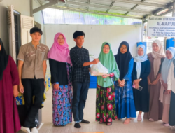 Ngalap Berkah Bulan Ramadan, Peserta Didik SKB Purwokerto Bagikan 1.000 Takjil
