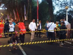 Gegara Jembatan Amblas, Akses Jalan Menuju Kawasan Pemkot Cimahi Ditutup Total