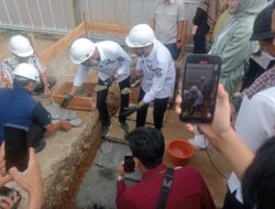 Peletakan Batu Pertama Pembangunan Gedung Dekranasda Oleh Walikota Sukabumi