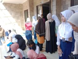 Antusiasme Membludak, Proses Daftar Ulang di SMKN 3 Cimahi Dipadati Orang Tua dan Siswa Baru