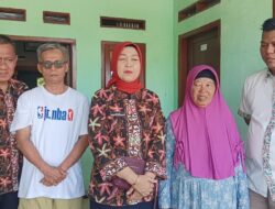 Kepala BPKSDM Kota Cimahi Sambangi Rumah Ibu Asuh di Jumat Berkah.