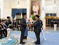 Hoegeng dan Ben Mboi: Dua Kisah Pengabdian untuk Bangsa