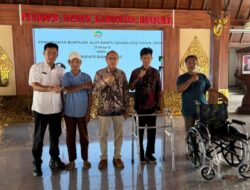 Sadewo Serahkan 34 Alat Bantu Bagi Penyandang Disabilitas