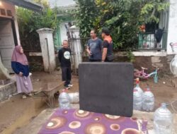 Wakil Ketua DPRD Kota Sukabumi, Rojab Asy’ari Tinjau Lokasi Banjir, Berbicara Langsung Dengan Warga, dan Memberikan Semangat dan Tetap Bersabar
