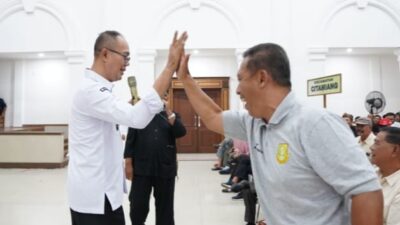 Wali Kota Ayep Zaki Menyampaikan Kabar Gembira Bagi Para Ketua RT dan RW Se-Kota Sukabumi
