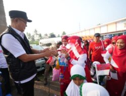 Wali Kota Sukabumi Lepas Peserta Jalan Sehat dan Kampanye Peduli Lingkungan Muhammadiyah