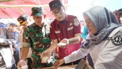 Wakil Wali Kota Sukabumi Cek Kualitas Beras di Pasar dan Supermarket