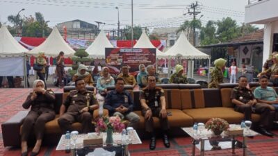 Bupati Bandung Barat Buka Gerakan Pangan Murah di Halaman Kejaksaan Negeri