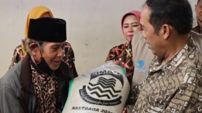 Dinsos Cimahi Pastikan Beras Bantuan Rastrada Berkualitas Premium dari Bulog