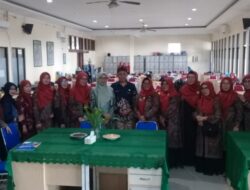 7 Kebiasaan Anak Indonesia Hebat & Karakter Panca Waluya Dalam Program Umroh SMAN 1 Padalarang