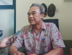 Satpol-PP Kota Cimahi Tertibkan PKL Bandel