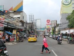 Tumpang Tindih Reklame Ganggu Estetika, Pemerhati Kota Bandung Dorong Pemerintah Lakukan Penertiban