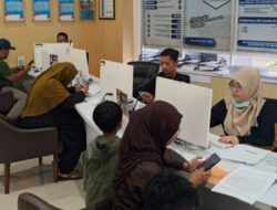 Penonaktifan Data Mengintai Warga yang Abai Rekam KTP-el
