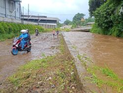 Kali Cijujung Meluap Lagi, Warga RW 07 Cimahi Selatan Jadi Korban Banjir Berulang