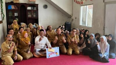 Inspektorat Kota Cimahi Salurkan Santunan untuk Yatim dan Santri Yayasan Al Badru