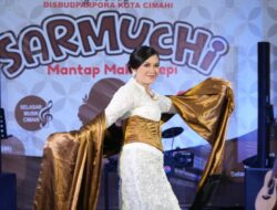 Wali Kota Cimahi Tegaskan Pemberdayaan Perempuan dalam Pembukaan Fashion Show Hari Kartini 2026