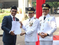 Pemerintah Cimahi Serahkan Surat Keputusan Pensiun Kepada Pejabat Menjelang Purna Tugas