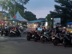 Parkir Diduga Liar di Jalan Veteran Sukabumi Picu Kemacetan, Warga Minta Penertiban