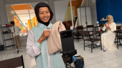 21 Siswa SMK Wikrama Garut Taklukkan Tantangan Live Streaming Selling 60 Menit Non-Stop