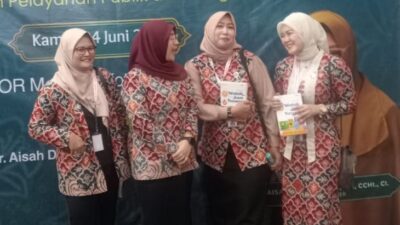 TP – PKK Kota Sukabumi Hadirkan Aisah Dahlan, Bekali ASN dan Kader PKK Strategi Komunikasi Efektif