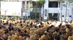 Pemkot Cimahi Serahkan Santunan Jaminan Kematian Bagi Petugas Kebersihan