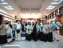 Wali Kota Sukabumi Sambut Kepulangan Jemaah Haji Kloter 13, Doakan Menjadi Haji Mabrur