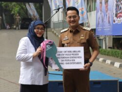 Raffi Ahmad Serahkan Ambulans Untuk PMI Cimahi, Wakil Walikota Cimahi : Wujud Nyata Kepedulian Sosial Bagi Masyarakat