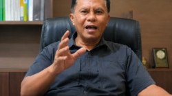 DLHK Sumedang Tingkatkan Intensitas Penyiraman Tanaman di Musim Kemarau, Ajak Warga Jaga Lingkungan