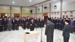 H. Ade Suryaman Dikukuhkan Sebagai Sekda Kab. Sukabumi
