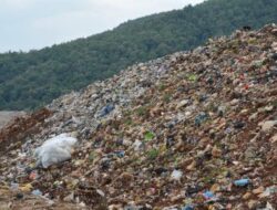 Kenaikan Harga BBM Tak Ganggu Pengangkutan Sampah di Cimahi, DLH Pastikan Operasional Tetap Normal