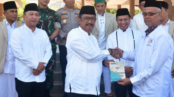 Ribuan Warga Ikuti Khatam Akbar, Pemkab Sukabumi Luncurkan Gerakan Wakaf 1 Juta Al-Qur’an