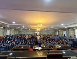 Raden Koesoemo Hutaripto Terima Kunjungan 100 Siswa SMP IT Azkia di DPRD Kota Sukabumi