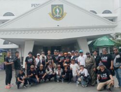 LCS Hidupkan Kembali Semangat Kebersamaan, Jalan Sehat dan Sarapan Bubur Bersama Warga