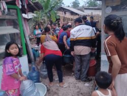 DPC PKS Batujajar Salurkan 5.000 Liter Air Bersih untuk Warga Seketando Cangkorah