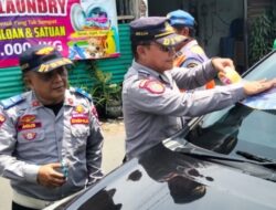 Dishub Cimahi Perketat Parkir Liar, Enam Mobil Digembok