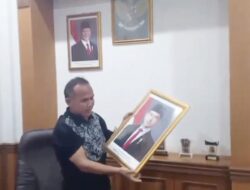 Rojab Asy’ari Copot Foto Gibran: Bukan Penolakan MK, Ini Alasannya